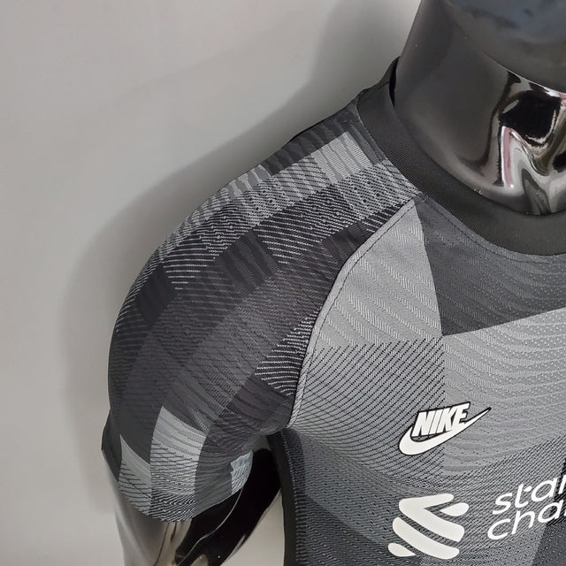 Camisa do Liverpoo Goleiro 22/23 - Versão jogador